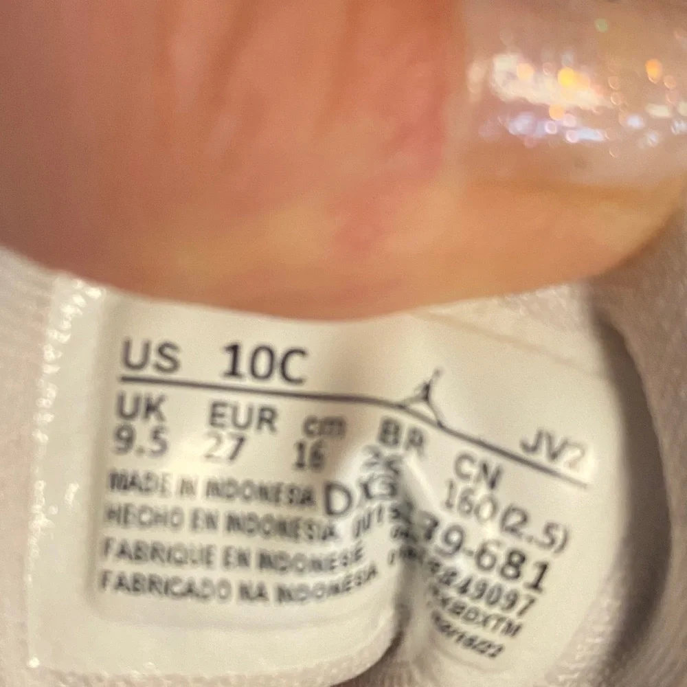Jordan nikes size